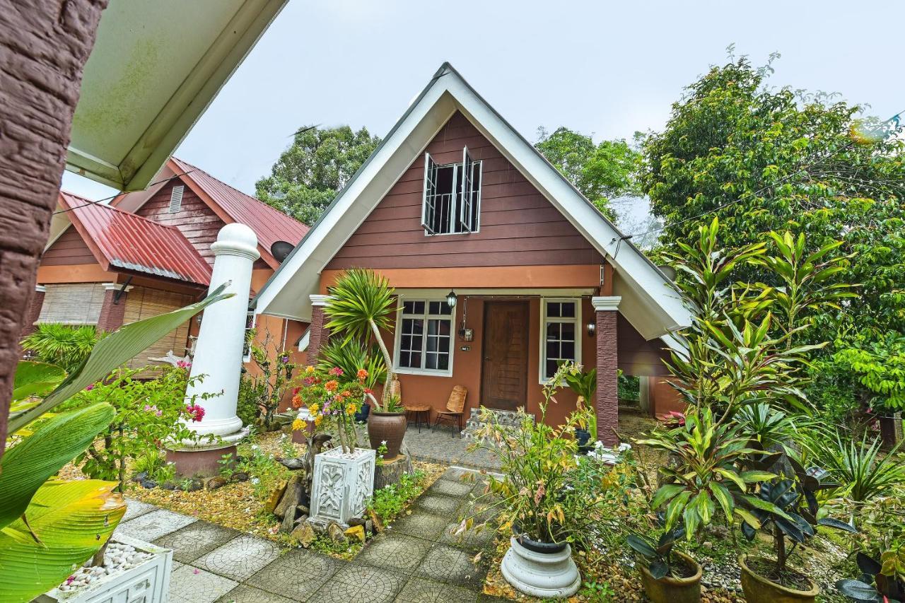 Jeli Oyo 90642 Twin Mutiara Chalet & Homestay מראה חיצוני תמונה